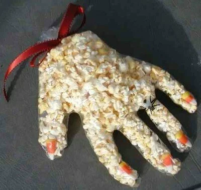 Popcorn glove